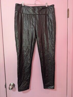 Kendall & Kylie Kardashian Black Faux Leather Leggings